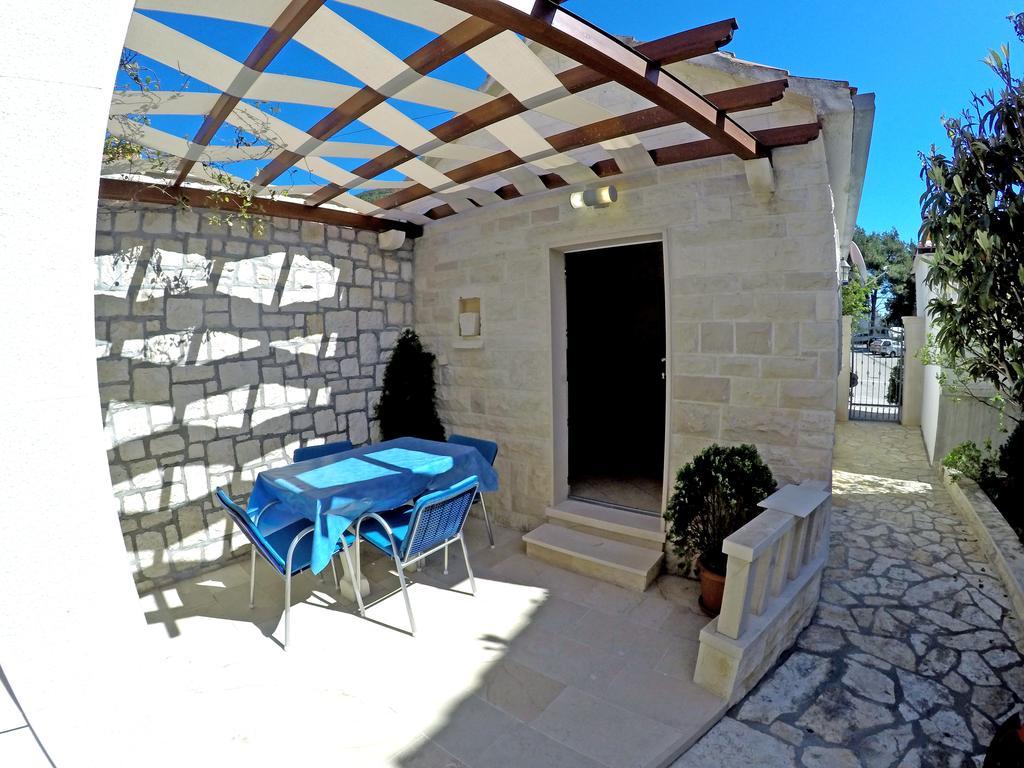 Apartments Ivic Bol Exterior foto